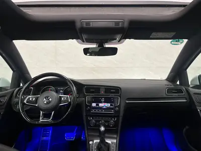 Volkswagen Golf - Thumbnail 13