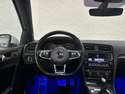 Volkswagen Golf - Thumbnail 16