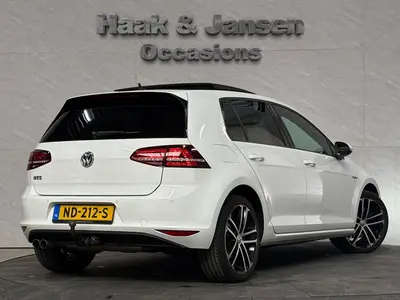 Volkswagen Golf - Thumbnail 4