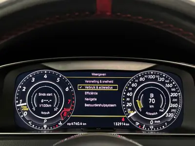 Volkswagen Golf - Thumbnail 23