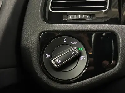 Volkswagen Golf - Thumbnail 28