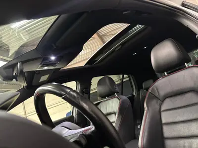 Volkswagen Golf - Thumbnail 10