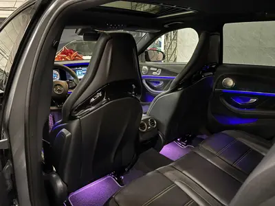 Mercedes-Benz E-Klasse - Thumbnail 11