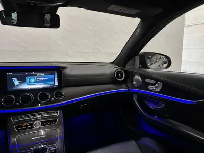 Mercedes-Benz E-Klasse - Thumbnail 13