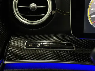 Mercedes-Benz E-Klasse - Thumbnail 18