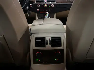 BMW 5 Serie - Thumbnail 32