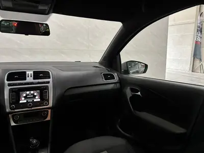 Volkswagen Polo - Thumbnail 13