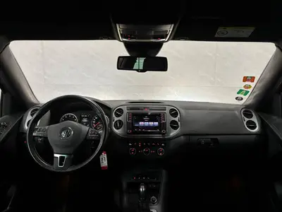 Volkswagen Tiguan - Thumbnail 12