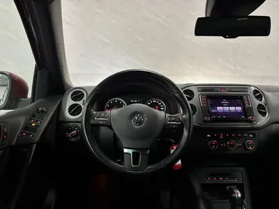 Volkswagen Tiguan - Thumbnail 15