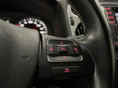 Volkswagen Tiguan - Thumbnail 22