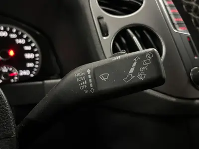 Volkswagen Tiguan - Thumbnail 24