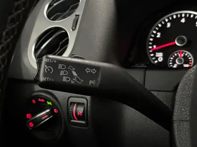 Volkswagen Tiguan - Thumbnail 25