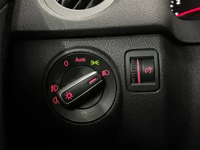 Volkswagen Tiguan - Thumbnail 26