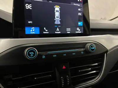 Ford Focus - Thumbnail 12