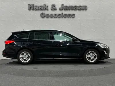 Ford Focus - Thumbnail 7