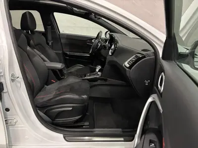 Kia ProCeed - Thumbnail 11