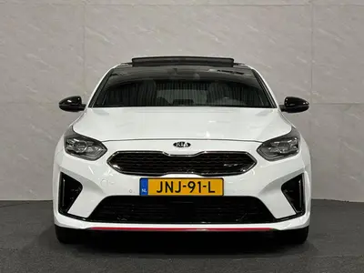 Kia ProCeed - Thumbnail 5