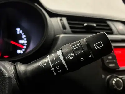 Kia Rio - Thumbnail 21