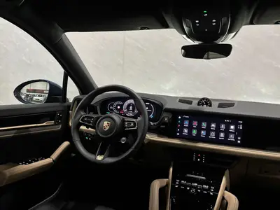 Porsche Cayenne Coupé - Thumbnail 15