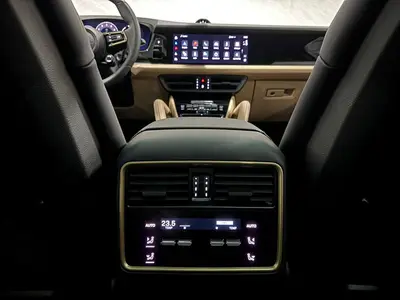 Porsche Cayenne Coupé - Thumbnail 18