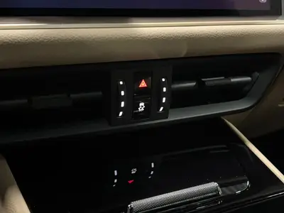 Porsche Cayenne Coupé - Thumbnail 22