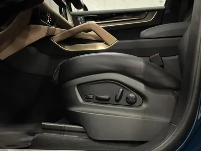 Porsche Cayenne Coupé - Thumbnail 37