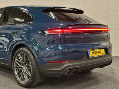 Porsche Cayenne Coupé - Thumbnail 39