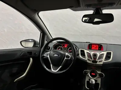 Ford Fiesta - Thumbnail 14