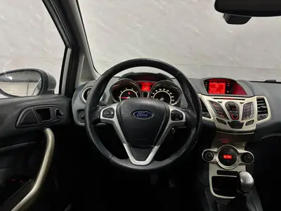 Ford Fiesta - Thumbnail 15