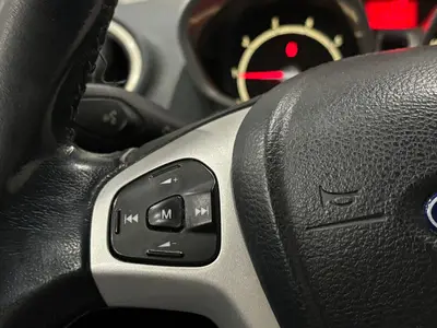 Ford Fiesta - Thumbnail 21