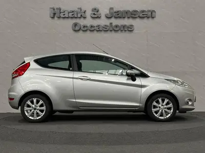 Ford Fiesta - Thumbnail 8
