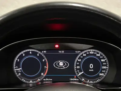 Volkswagen Passat - Thumbnail 26