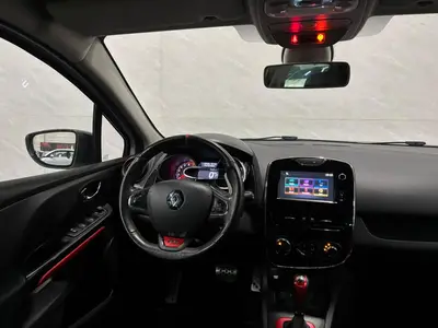 Renault Clio - Thumbnail 14