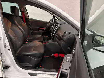 Renault Clio - Thumbnail 10