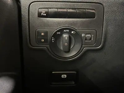 Mercedes-Benz Vito - Thumbnail 18