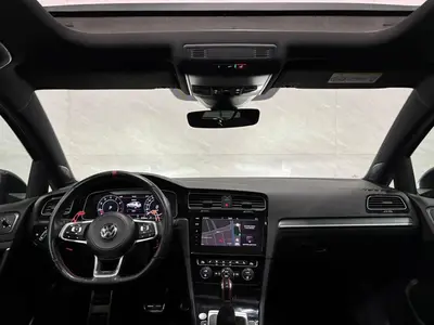 Volkswagen Golf - Thumbnail 13