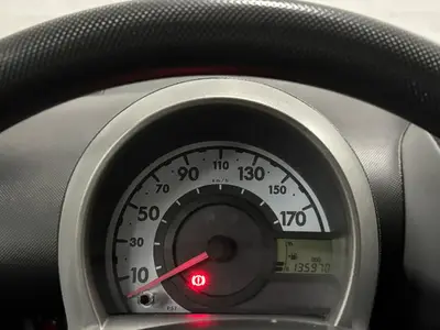 Peugeot 107 - Thumbnail 18