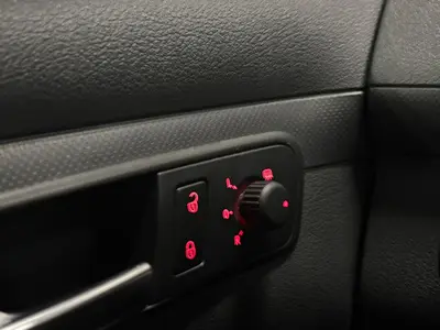 Volkswagen Caddy Maxi - Thumbnail 26