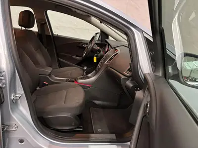 Opel Astra - Thumbnail 11