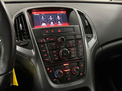 Opel Astra - Thumbnail 16