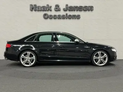 Audi S4 - Thumbnail 5