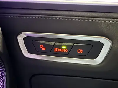 BMW XM - Thumbnail 30