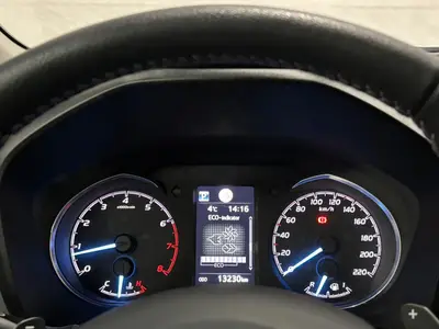 Toyota Yaris - Thumbnail 24