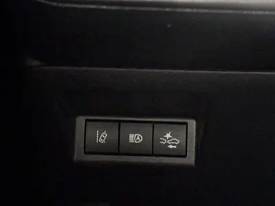 Toyota Yaris - Thumbnail 26