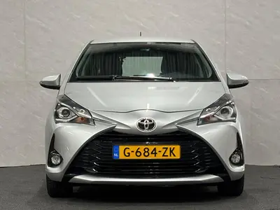 Toyota Yaris - Thumbnail 6