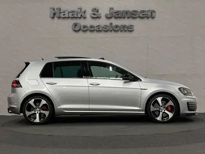 Volkswagen Golf - Thumbnail 6