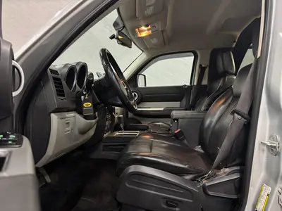 Dodge Nitro - Thumbnail 9