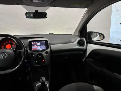 Toyota Aygo - Thumbnail 13