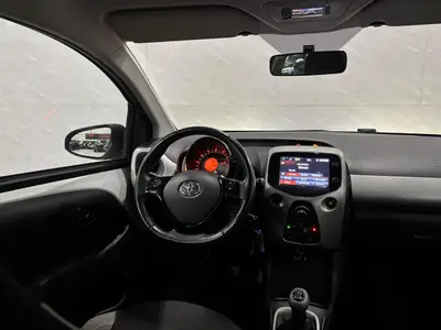 Toyota Aygo - Thumbnail 14