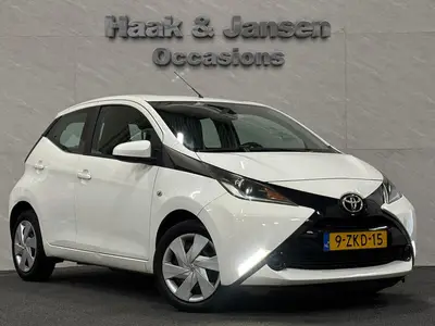 Toyota Aygo - Thumbnail 3